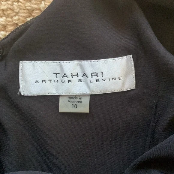 Tahari, size 10, embroidered pink, blue and green on black - Picture 6 of 6